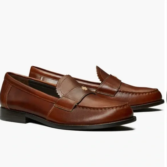 Tory Burch Classic Loafer in Negroni - Picture 10 of 11